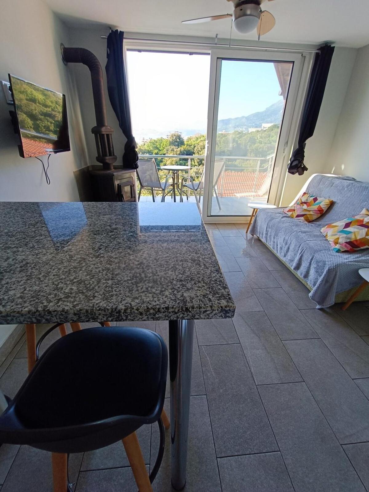 Carefree Apartments Ulcinj Exterior photo