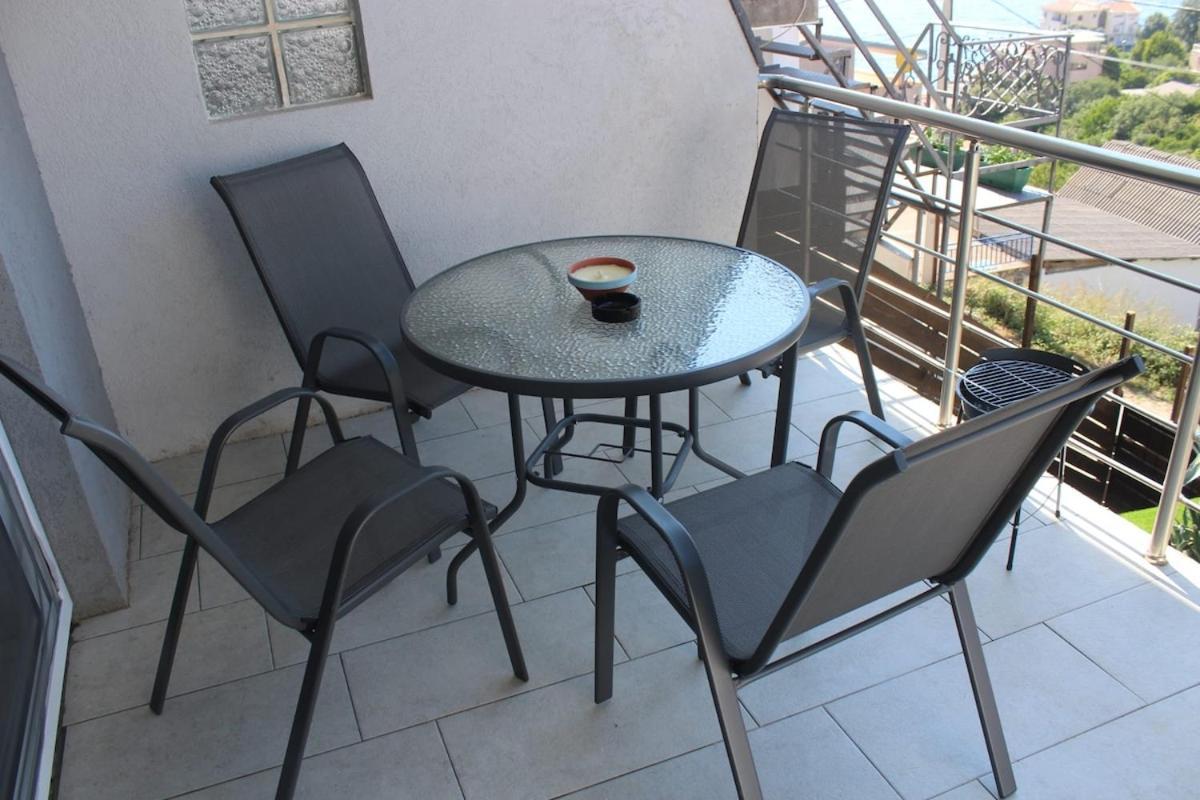 Carefree Apartments Ulcinj Exterior photo